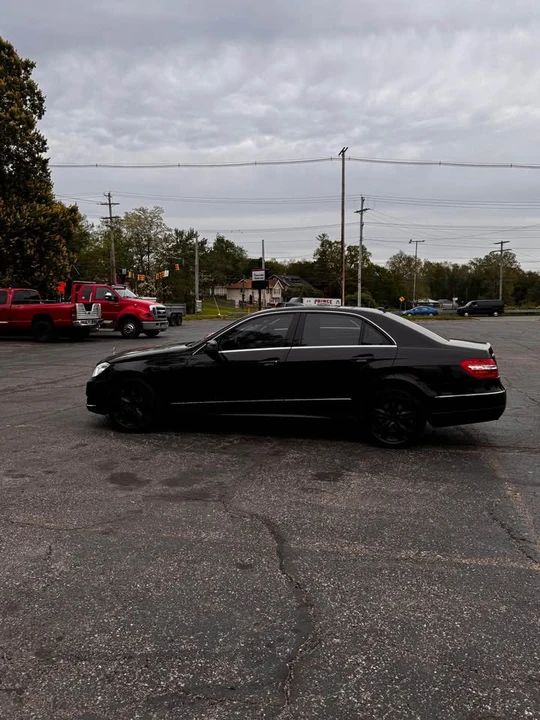 2011 Mercedes-Benz W212 E-Class - Image 3 of 9