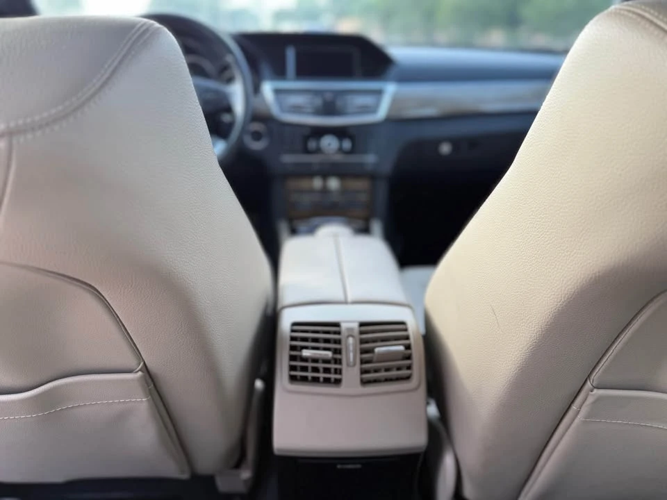 2011 Mercedes-Benz W212 E-Class - Image 16 of 17