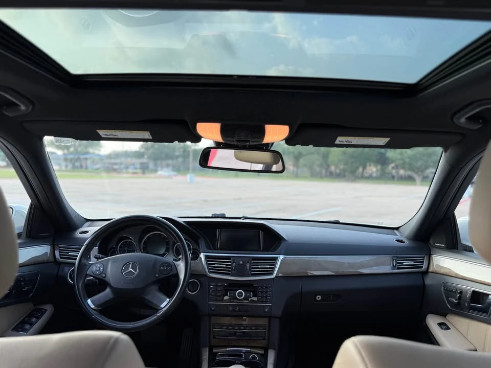 2011 Mercedes-Benz W212 E-Class - Image 15 of 17