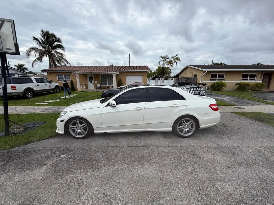 2011 Mercedes-Benz W212 E-Class - Image 4 of 8
