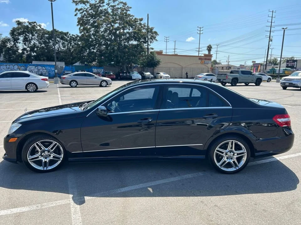 2011 Mercedes-Benz W212 E-Class - Image 8 of 15