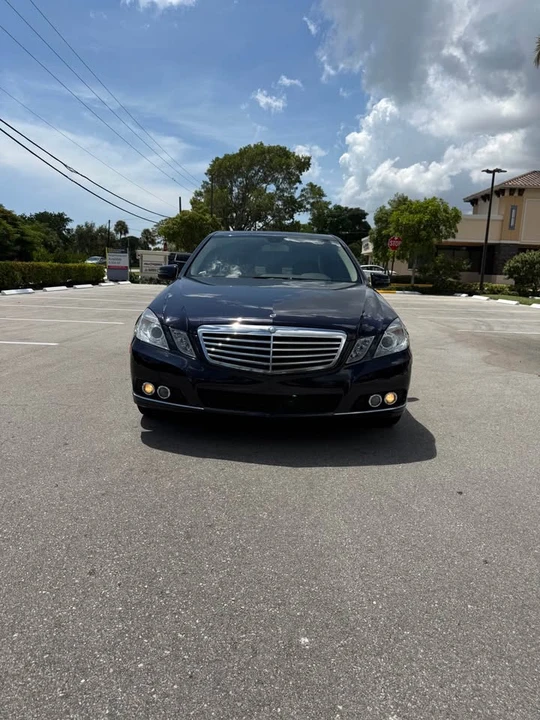 2011 Mercedes-Benz W212 E-Class - Image 3 of 10