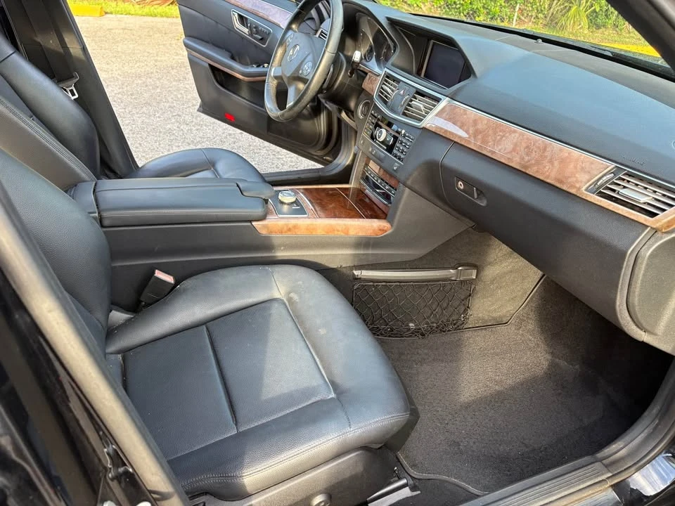 2011 Mercedes-Benz W212 E-Class - Image 10 of 15