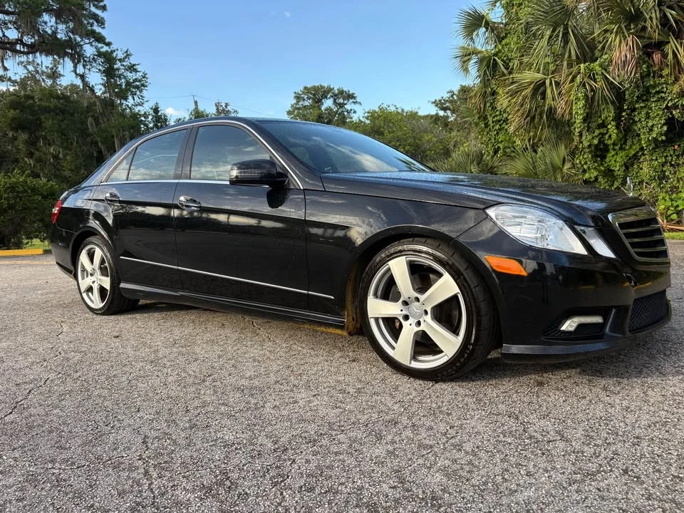2011 Mercedes-Benz W212 E-Class - Image 2 of 15