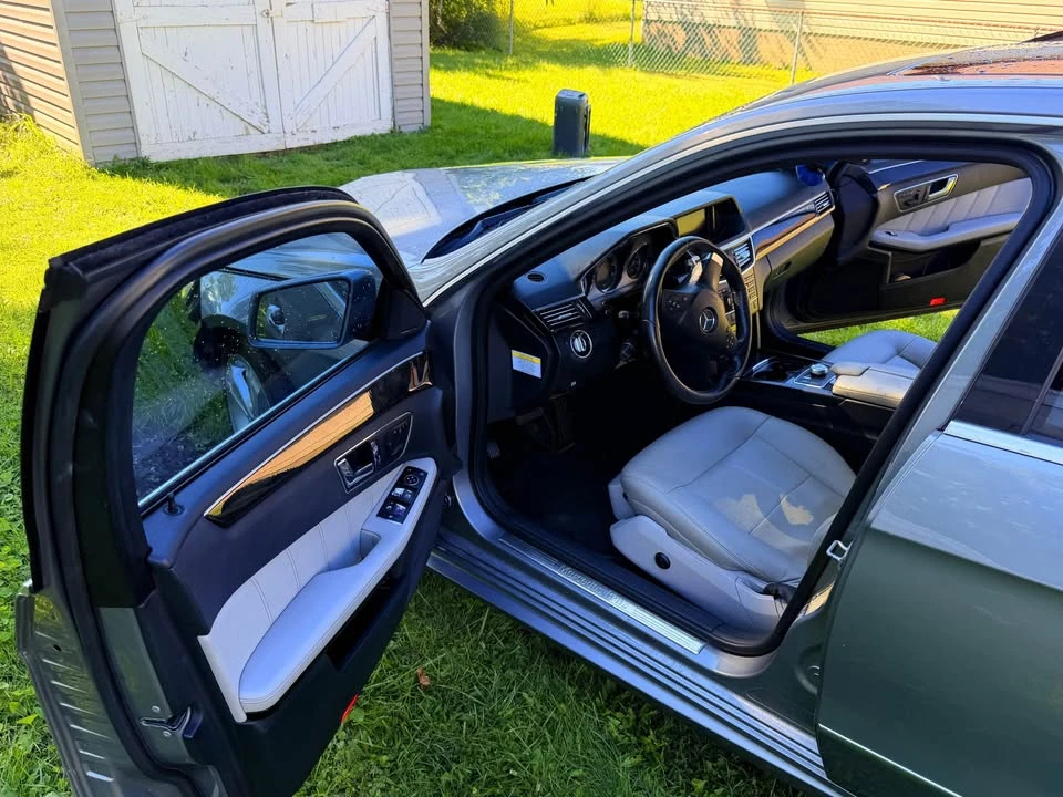 2011 Mercedes-Benz W212 E-Class - Image 10 of 13