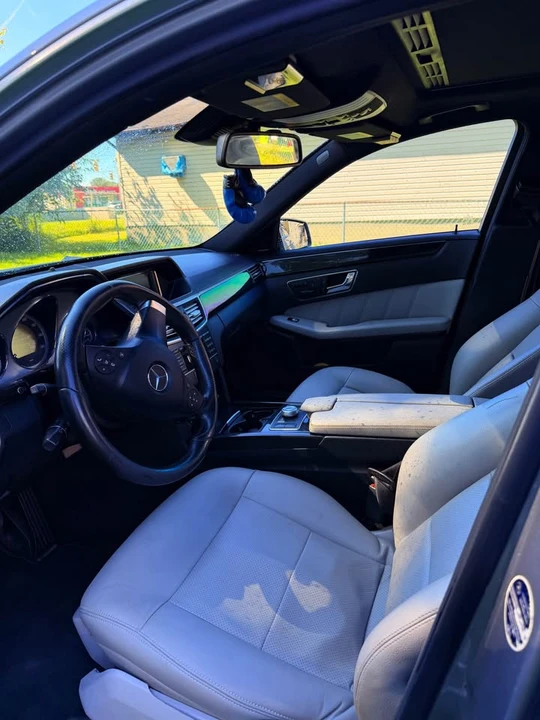 2011 Mercedes-Benz W212 E-Class - Image 12 of 13