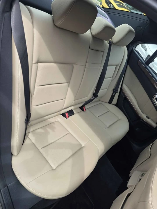 2011 Mercedes-Benz W212 E-Class - Image 17 of 18