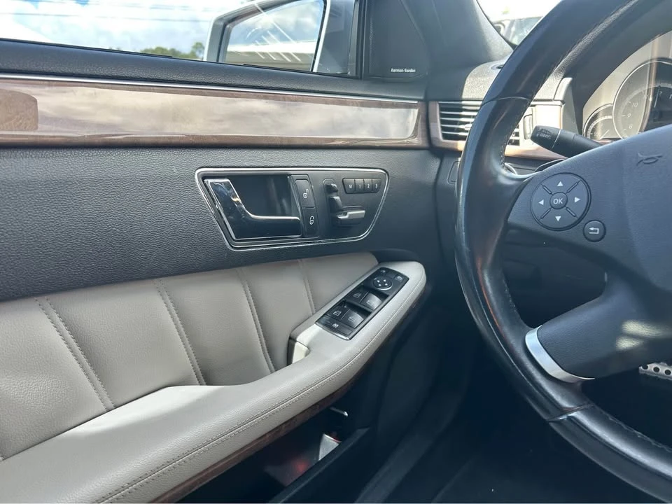 2011 Mercedes-Benz W212 E-Class - Image 6 of 10