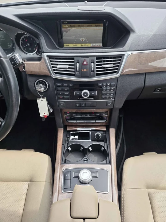 2011 Mercedes-Benz W212 E-Class - Image 14 of 18