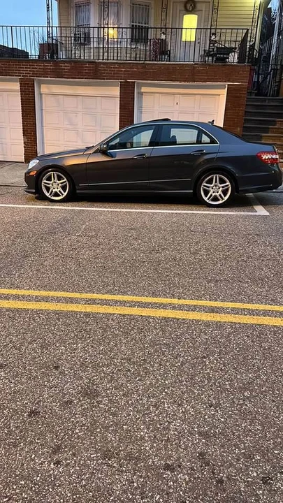 2011 Mercedes-Benz W212 E-Class - Image 2 of 5
