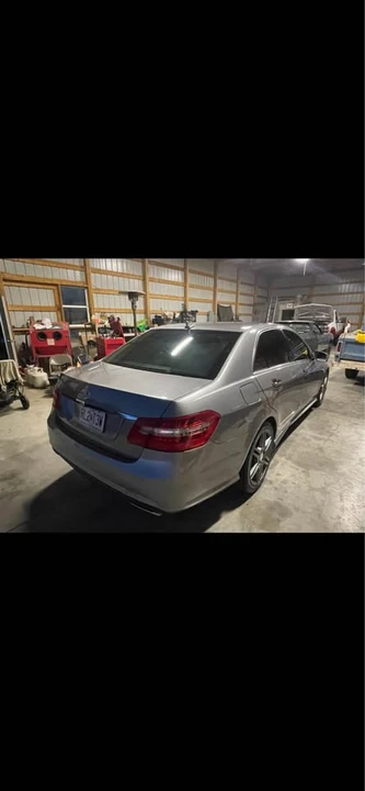 2011 Mercedes-Benz W212 E-Class - Image 4 of 14