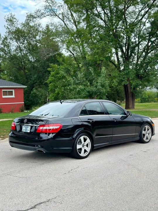 2011 Mercedes-Benz W212 E-Class - Image 11 of 13