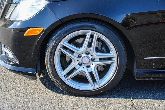 2011 Mercedes-Benz W212 E-Class - Image 9 of 12