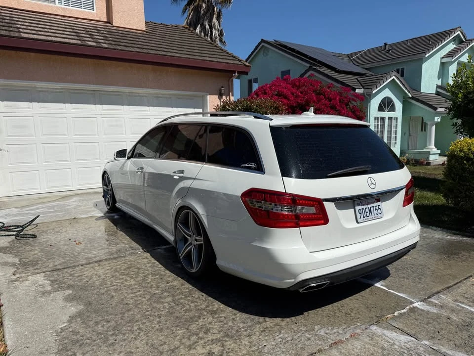 2011 Mercedes-Benz W212 E-Class - Image 3 of 16