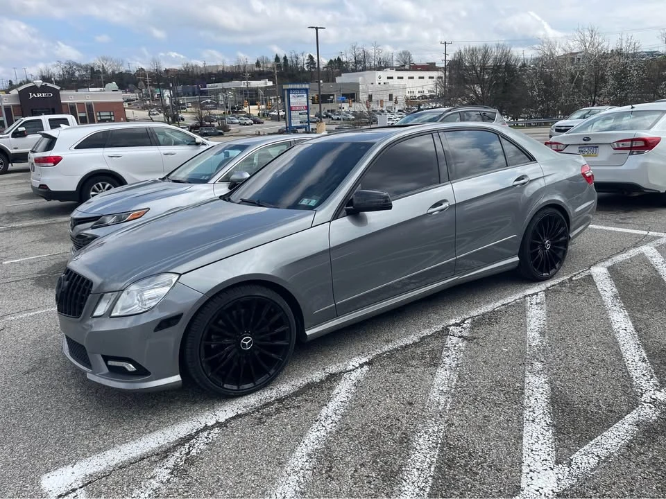 2011 Mercedes-Benz W212 E-Class - Image 2 of 15