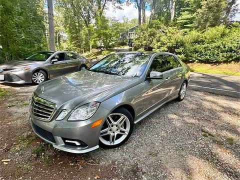 2011 Mercedes-Benz E-Class E 550 4MATIC Sedan 4D