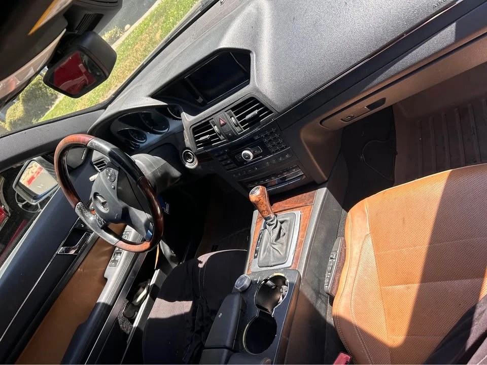 2011 Mercedes-Benz C207/A207 E-Class Coupe & Convertible - Image 3 of 7
