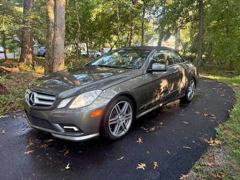 2011 Mercedes-Benz E-Class E 550 Convertible 2D