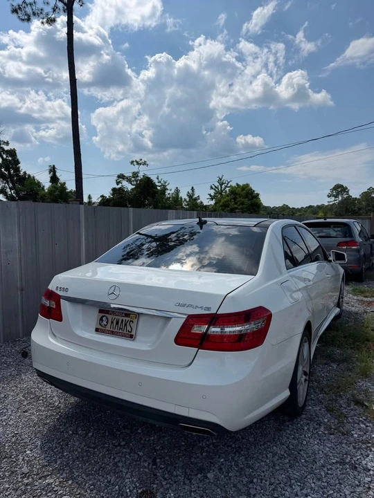 2011 Mercedes-Benz W212 E-Class - Image 3 of 12