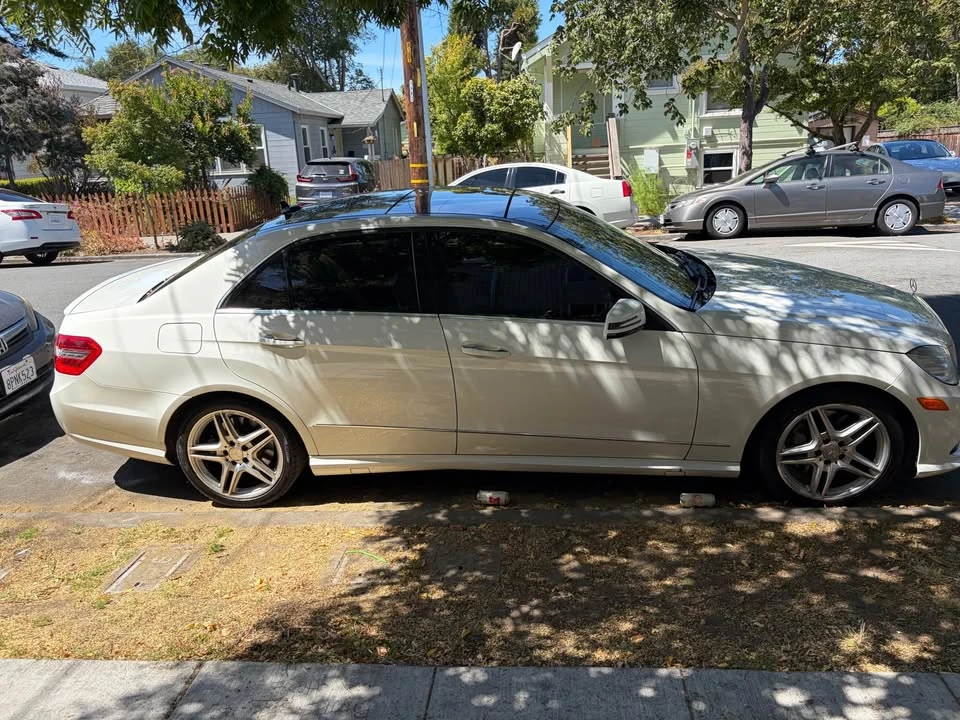 2011 Mercedes-Benz W212 E-Class - Image 4 of 7