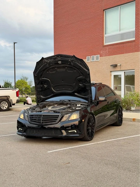 2011 Mercedes-Benz W212 E-Class - Image 12 of 20