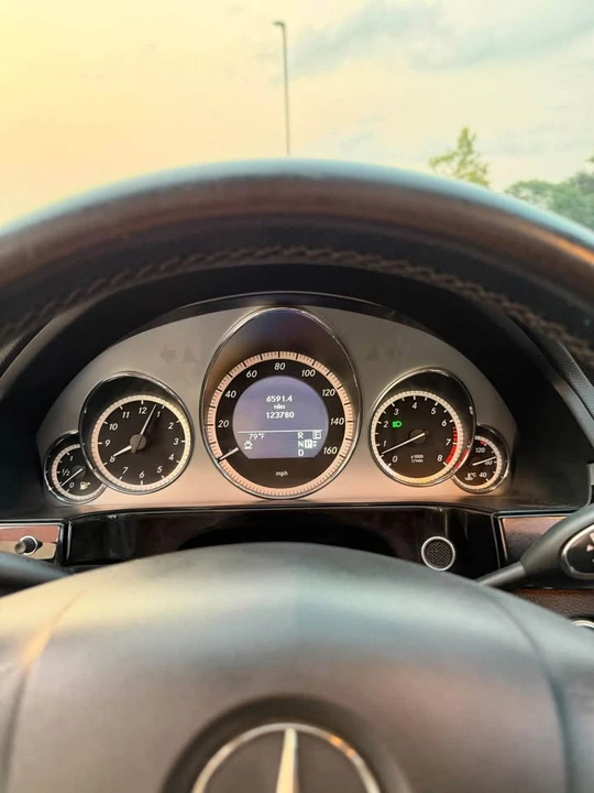 2011 Mercedes-Benz W212 E-Class - Image 18 of 20
