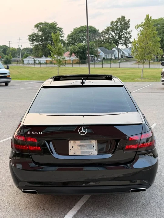 2011 Mercedes-Benz W212 E-Class - Image 14 of 20