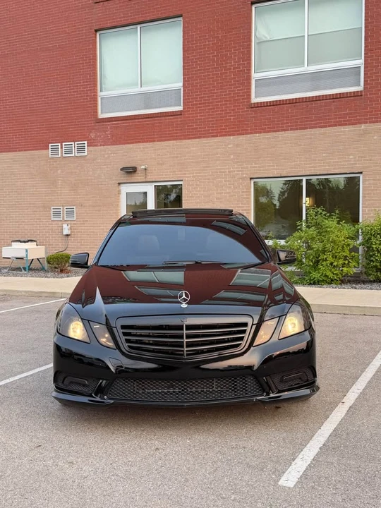 2011 Mercedes-Benz W212 E-Class - Image 3 of 20