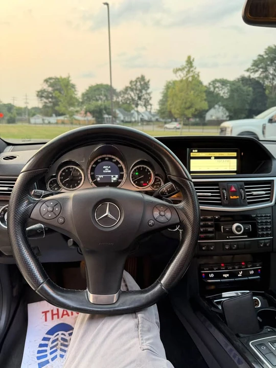 2011 Mercedes-Benz W212 E-Class - Image 16 of 20