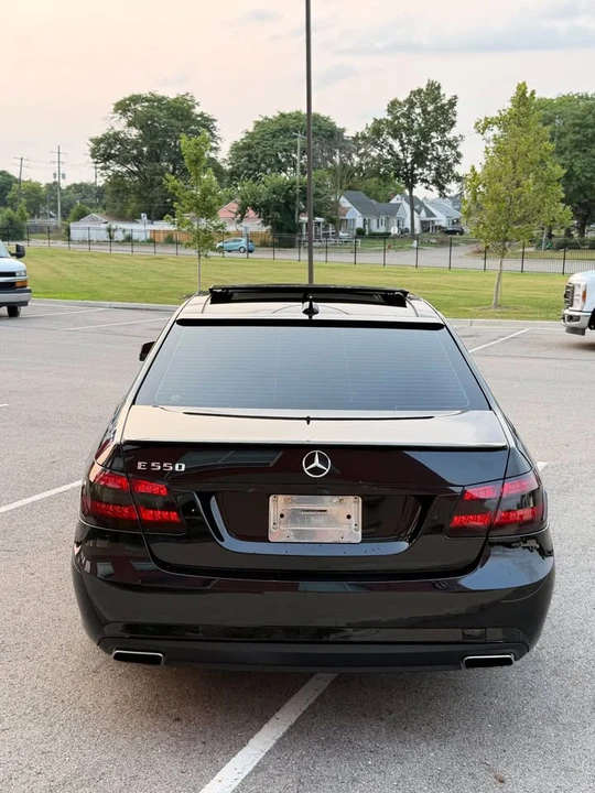 2011 Mercedes-Benz W212 E-Class - Image 13 of 20