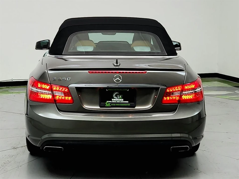 2011 Mercedes-Benz W212 E-Class - Image 6 of 12
