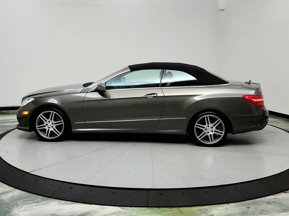 2011 Mercedes-Benz W212 E-Class - Image 8 of 12