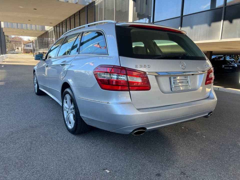 2011 Mercedes-Benz W212 E-Class - Image 10 of 21