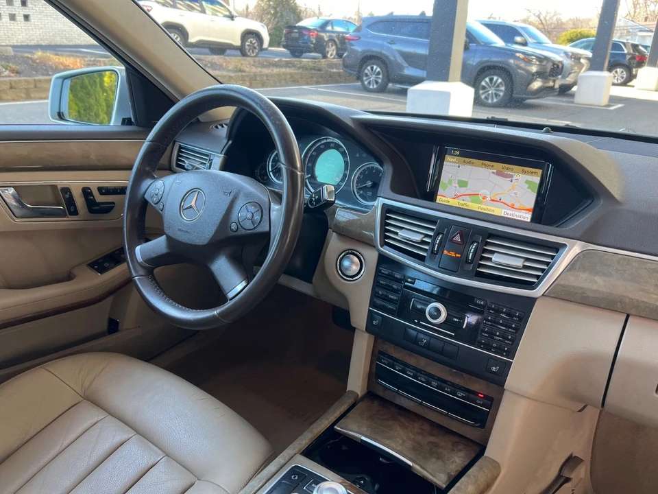 2011 Mercedes-Benz W212 E-Class - Image 13 of 21