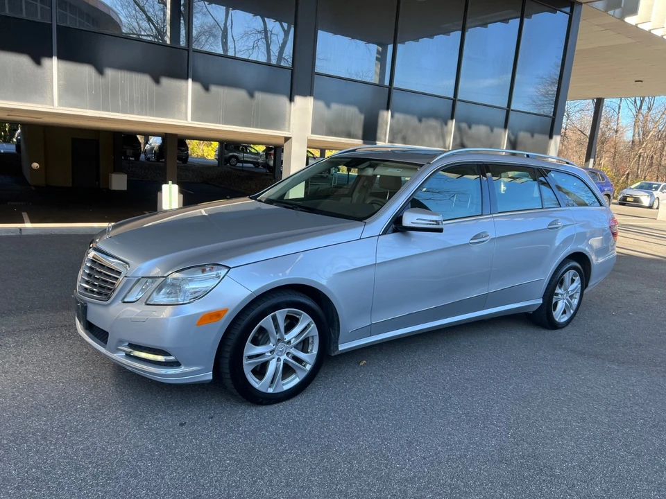 2011 Mercedes-Benz W212 E-Class - Image 7 of 21
