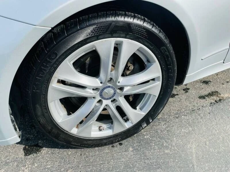 2011 Mercedes-Benz W212 E-Class - Image 17 of 20