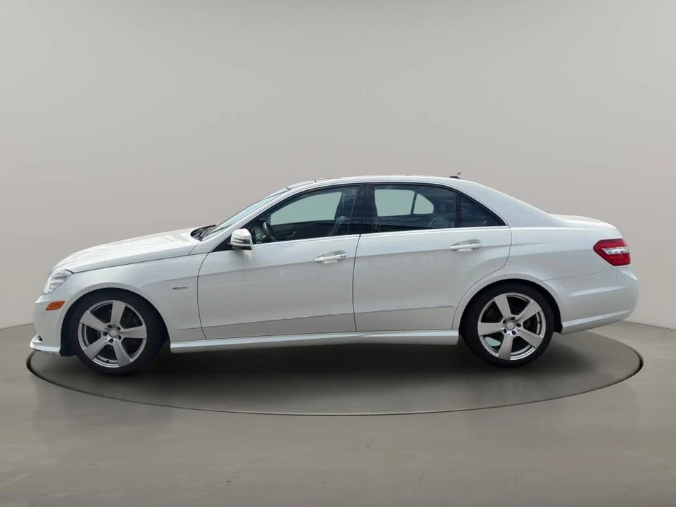 2011 Mercedes-Benz W212 E-Class - Image 2 of 15