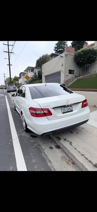 2011 Mercedes-Benz W212 E-Class - Image 11 of 19
