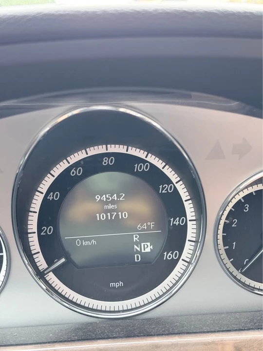 2011 Mercedes-Benz W212 E-Class - Image 18 of 19