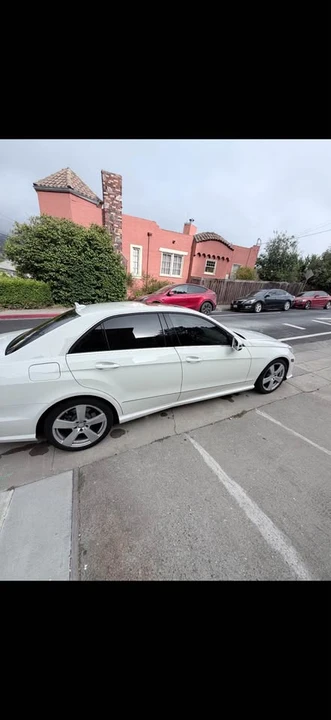 2011 Mercedes-Benz W212 E-Class - Image 8 of 19