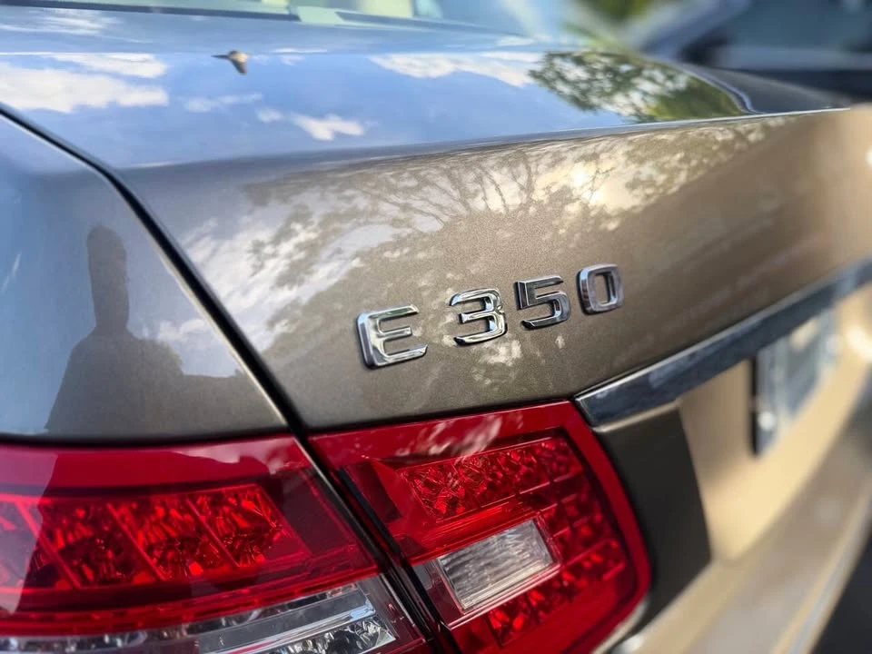 2011 Mercedes-Benz W212 E-Class - Image 10 of 20