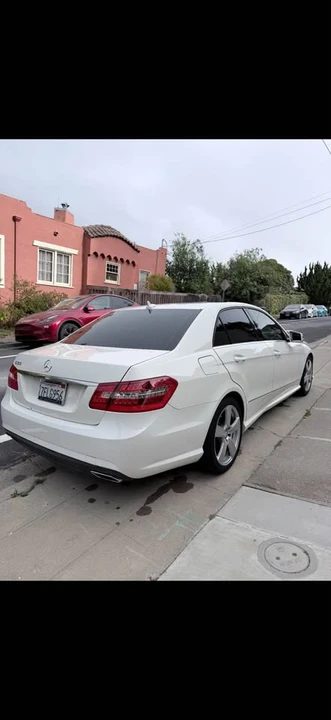 2011 Mercedes-Benz W212 E-Class - Image 13 of 19