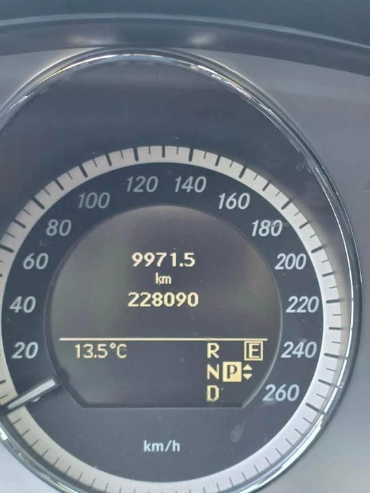2011 Mercedes-Benz W212 E-Class - Image 7 of 8