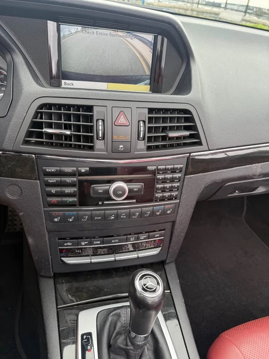 2011 Mercedes-Benz W212 E-Class - Image 9 of 12