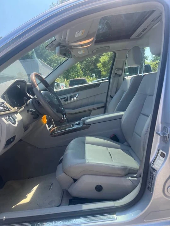 2011 Mercedes-Benz W212 E-Class - Image 11 of 18