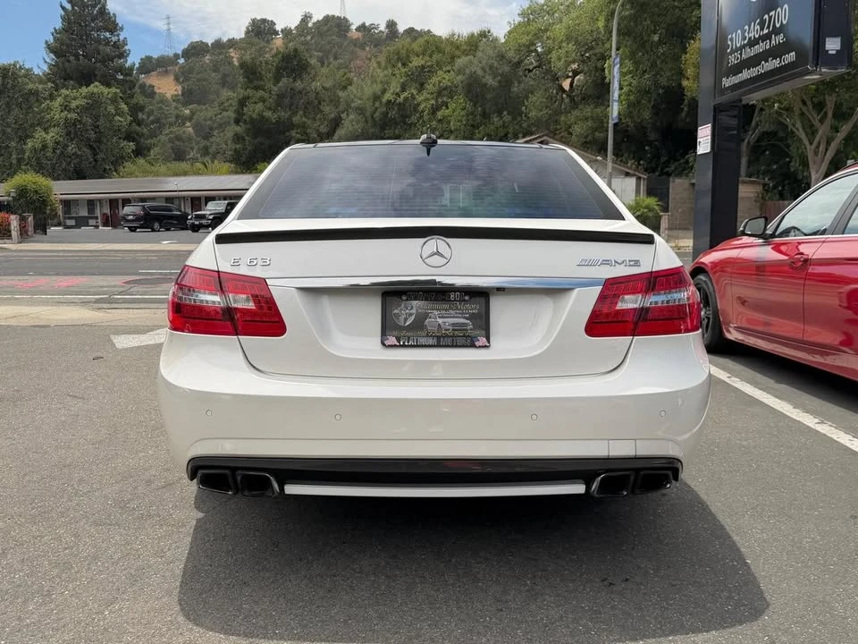2011 Mercedes-Benz W212 E-Class - Image 7 of 20