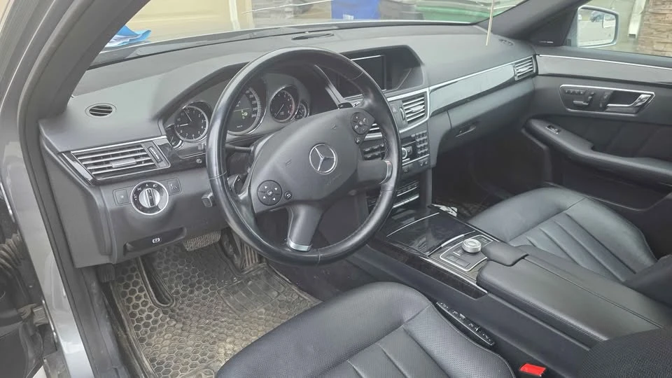 2011 Mercedes-Benz W212 E-Class - Image 7 of 13