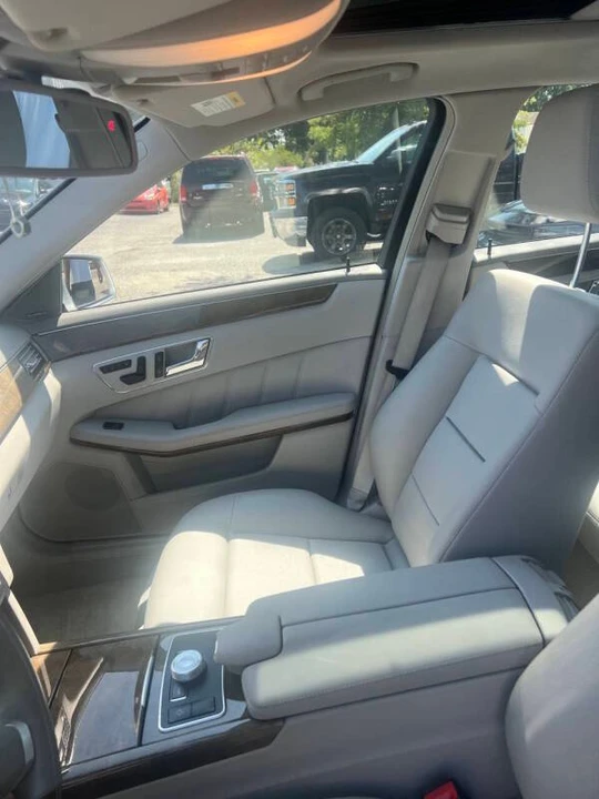 2011 Mercedes-Benz W212 E-Class - Image 13 of 18