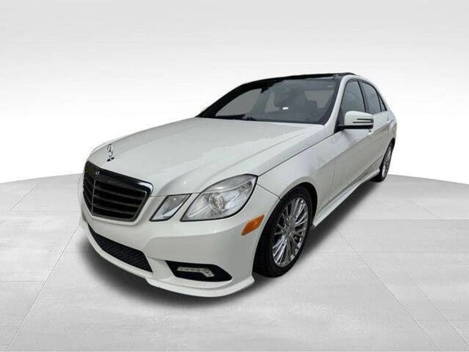 2011 Mercedes-Benz W212 E-Class - Image 2 of 20