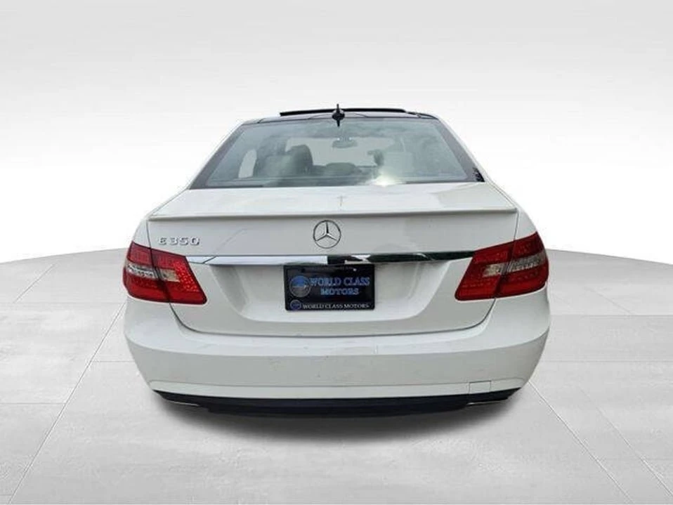 2011 Mercedes-Benz W212 E-Class - Image 6 of 20